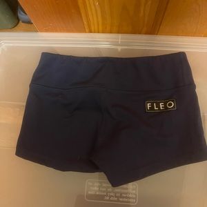 Xs womens fleo shorts new